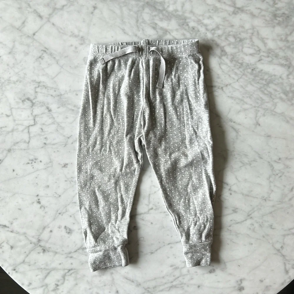 Baby gap grey polka dot set size 18-24 months